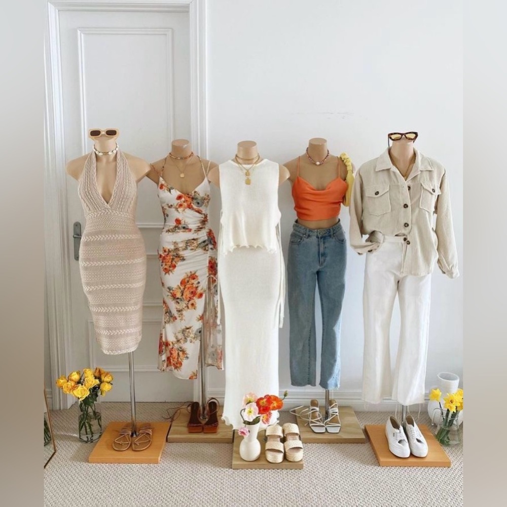 Live show listing unlisted inventory